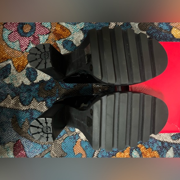 ANTONIO MELANI Black Patent High Heel Loafers / Oxfords - Picture 5 of 5